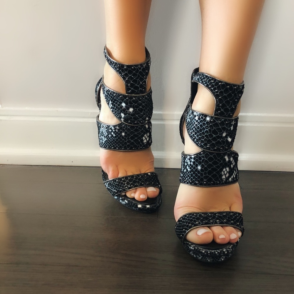 Stilettos - Picture 5 of 5